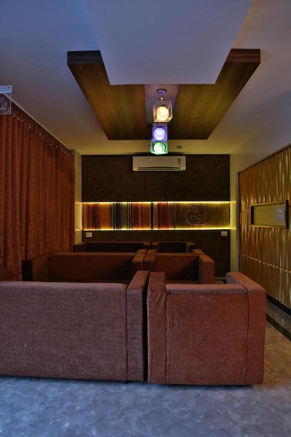 Continento The Classic Hotel Tirur 外观 照片
